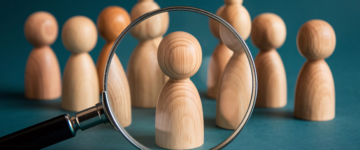 Eine Adresse wird zu einem eindeutigen Datensatz mit klarer Ownership zusammengeführt